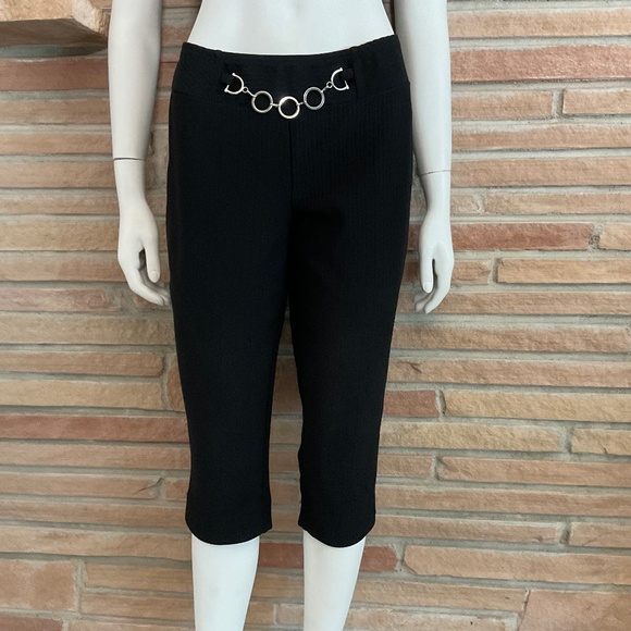 Ribbed Stretch Capris Metallic Ring Accent - Picture 1 of 7